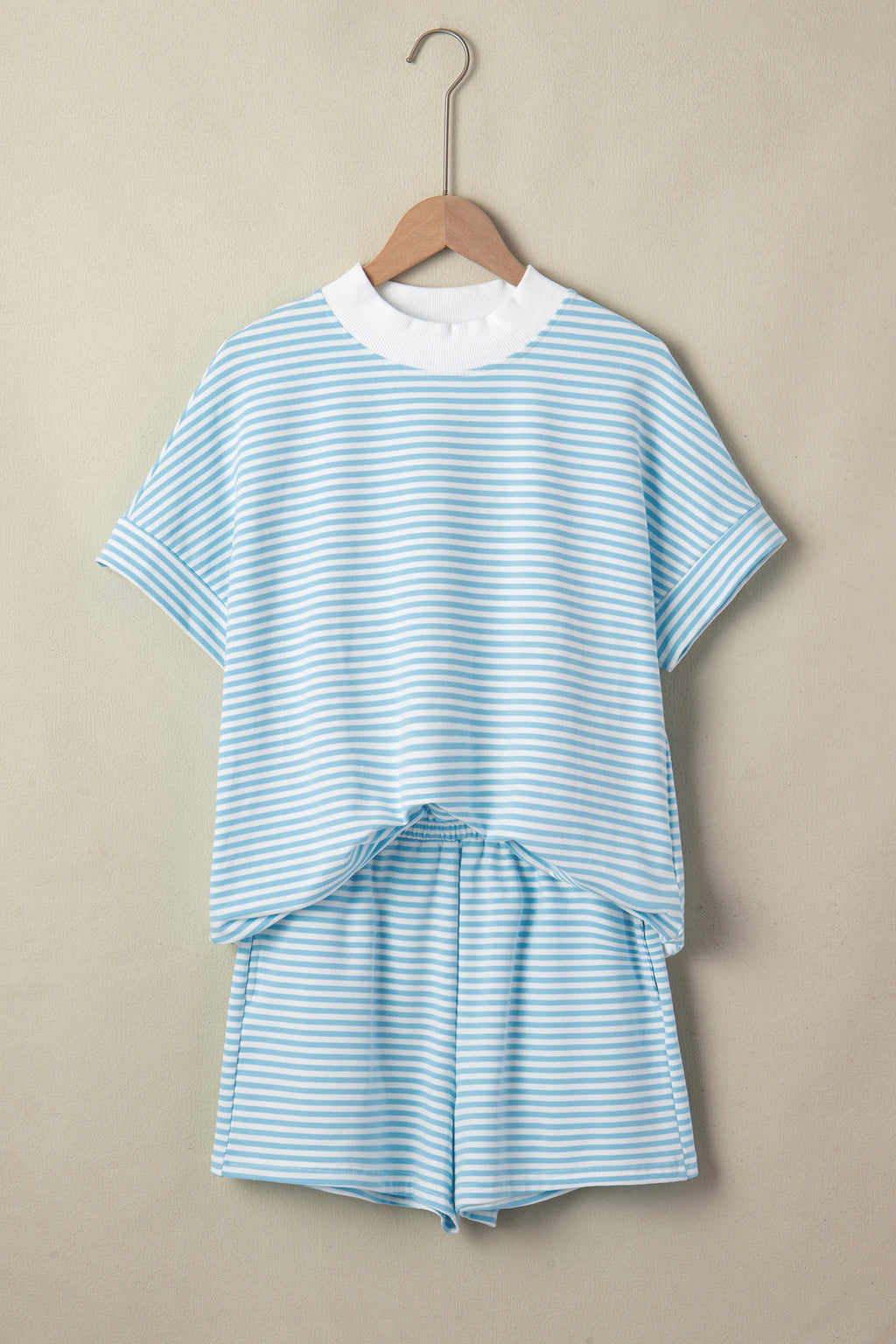 Sky Blue Stripe Cuffed Sleeve Contrast Mock Neck Tee Casual 2pcs Short Set